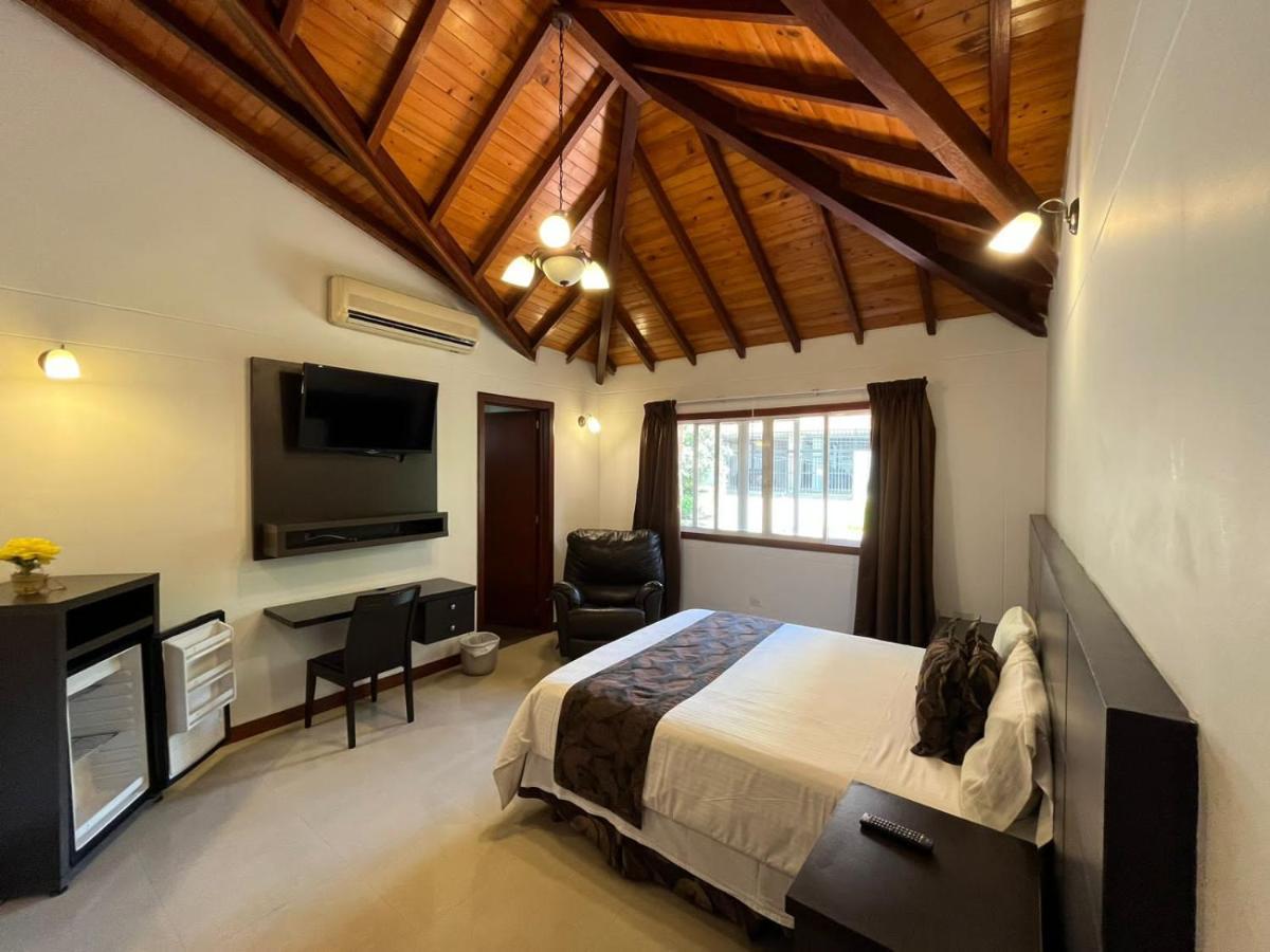 Serenity Suites Casa Boutique Букараманга Экстерьер фото
