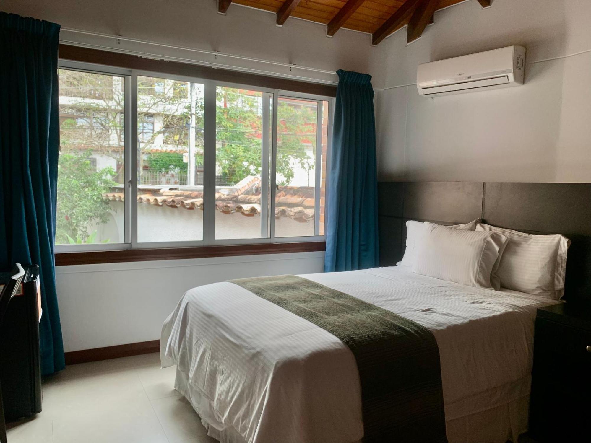 Serenity Suites Casa Boutique Букараманга Экстерьер фото