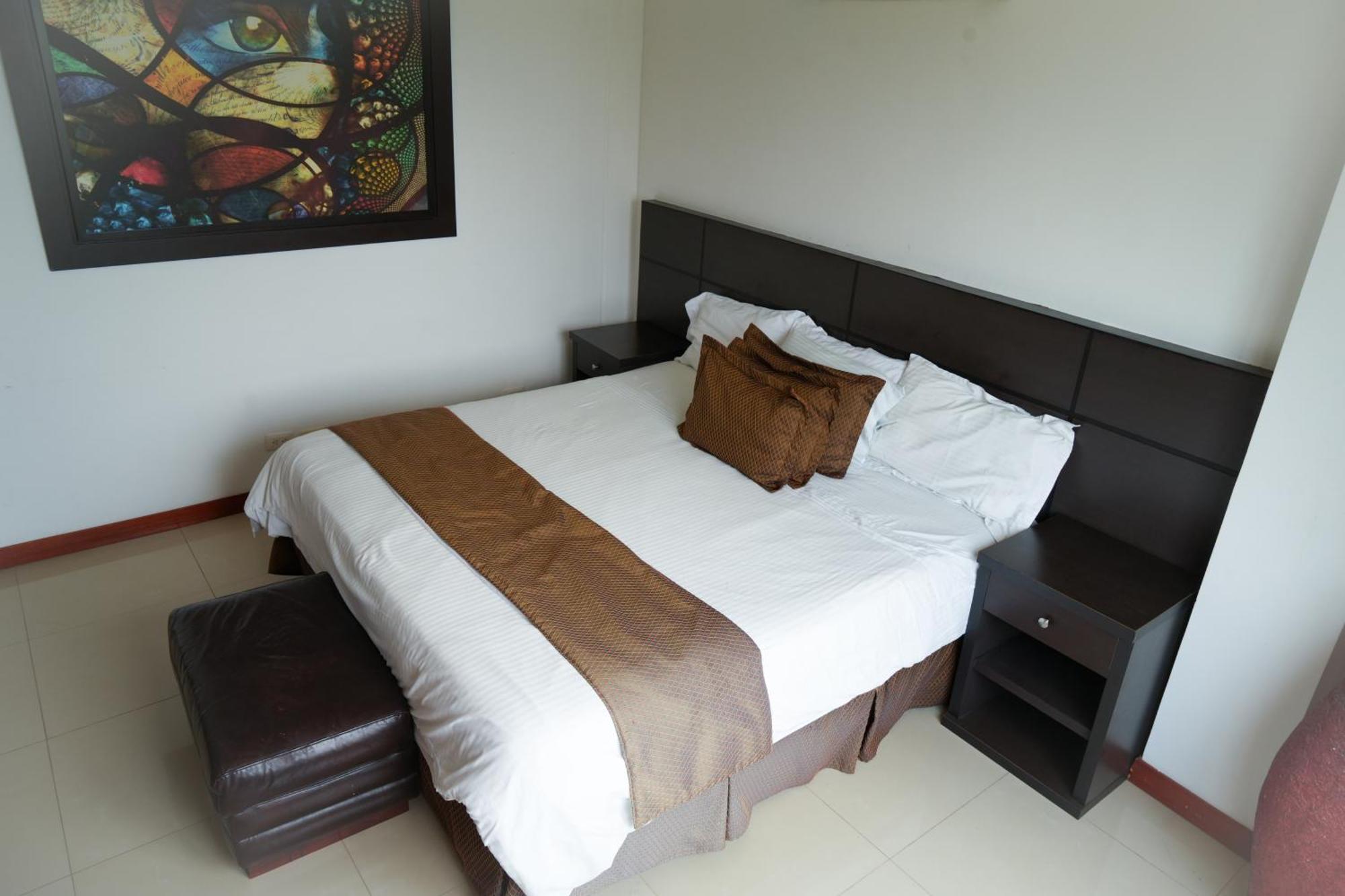 Serenity Suites Casa Boutique Букараманга Экстерьер фото