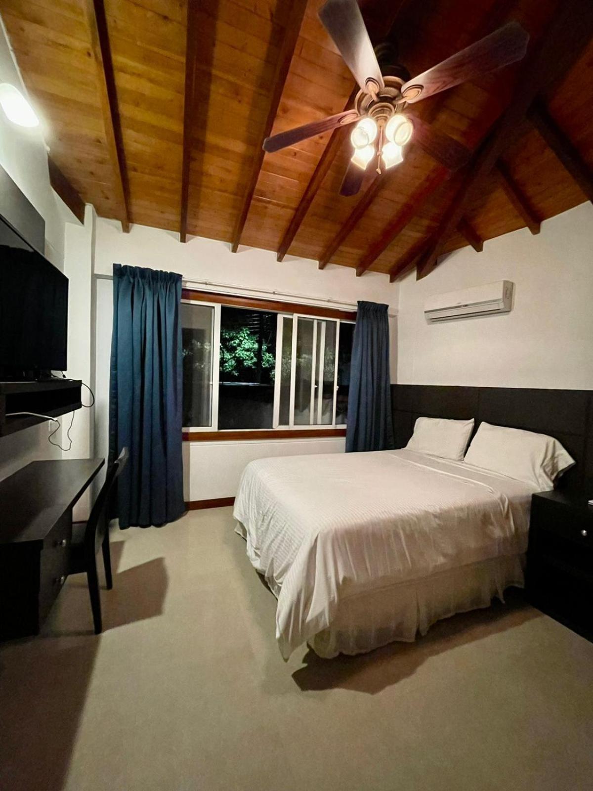 Serenity Suites Casa Boutique Букараманга Экстерьер фото